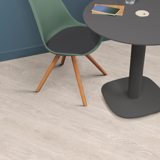 Portland SB5S2791: Click Luxury Vinyl tiles from the Amtico Click